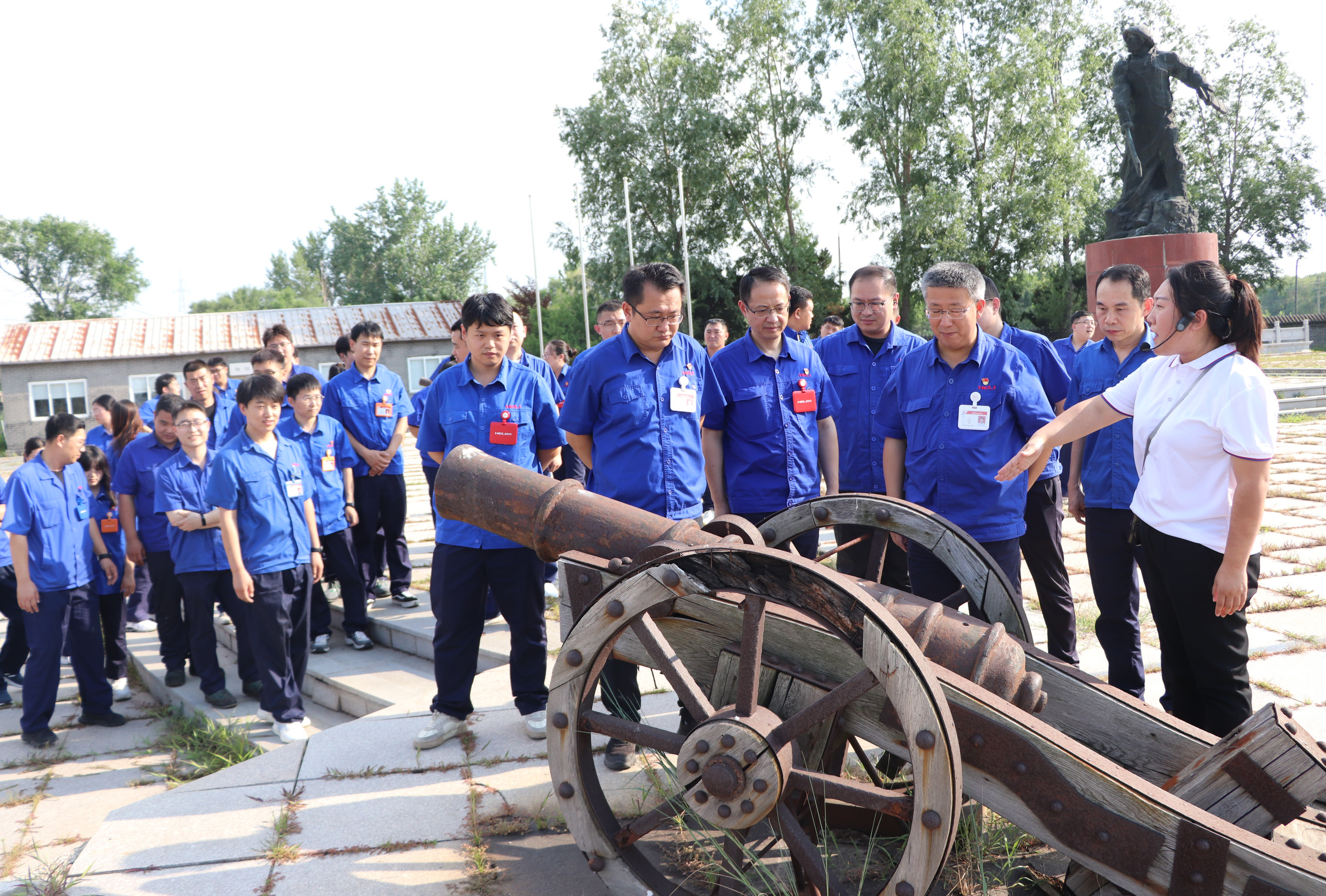 2.ÂÃÐÐÏÖ³¡1.JPG 2.ÂÃÐÐÏÖ³¡1.JPG